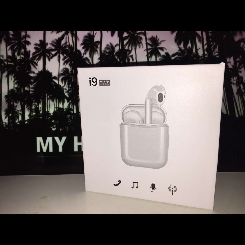 AirPods